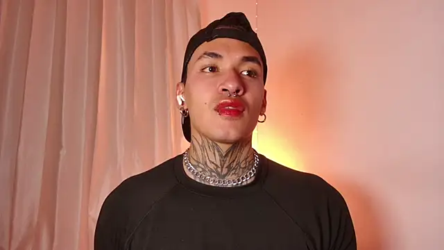 Snapshot of AlecBanne chatting on January 16, 2026, 2:59 am AlecBanne online show from January 16, 2026, 2:59 am