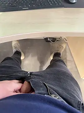 Dodo2223 online show from March 16, 2026, 3:37 pm