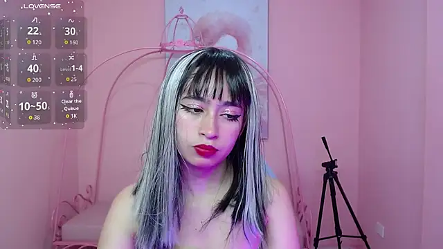 Snapshot of Mia_rousse_x chatting on December 20, 2025, 1:03 pm Mia rousse x online show from December 20, 2025, 1:03 pm