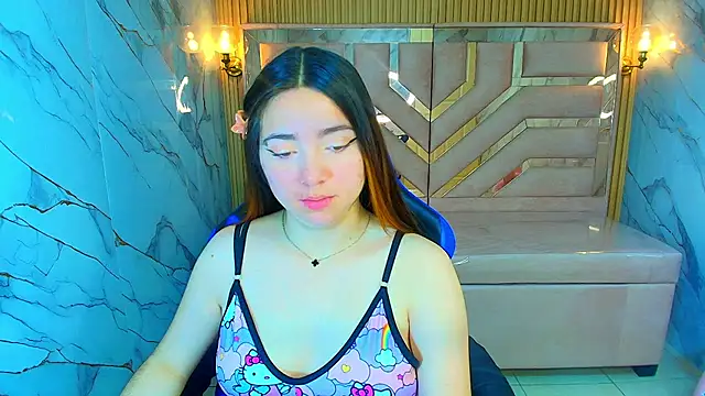 Snapshot of emily__r_ chatting on January 8, 2026, 12:44 pm emily r online show from January 8, 2026, 12:44 pm