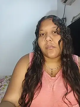 Snapshot of VaneandRossy chatting on June 26, 2026, 2:39 am VaneandRossy online show from June 26, 2026, 2:39 am