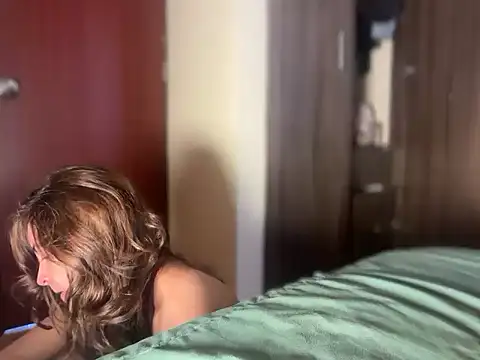 Snapshot of miaferrer777 chatting on March 1, 2026, 4:18 pm miaferrer777 online show from March 1, 2026, 4:18 pm