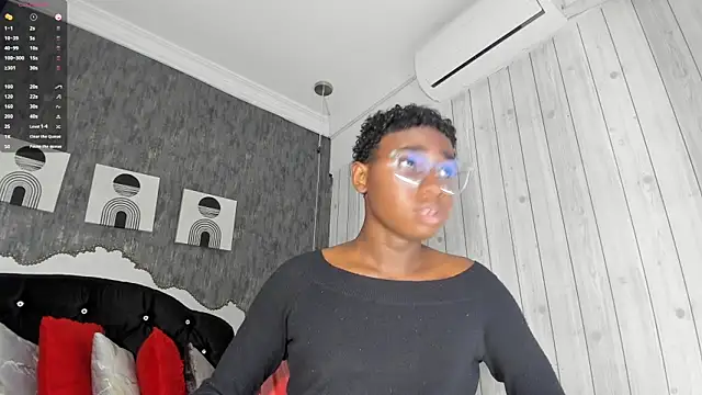 Snapshot of teylor_lovee chatting on March 4, 2026, 9:11 pm teylor lovee online show from March 4, 2026, 9:11 pm