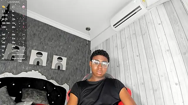 Snapshot of teylor_lovee chatting on March 8, 2026, 9:18 pm teylor lovee online show from March 8, 2026, 9:18 pm