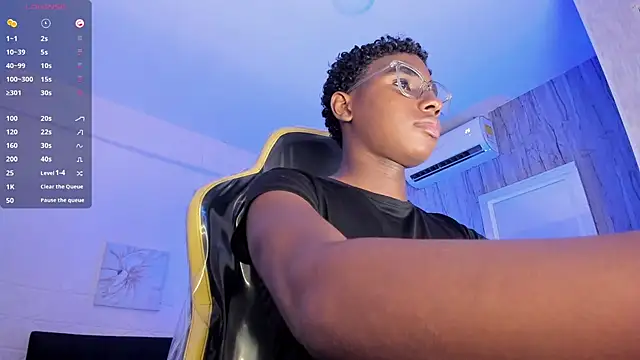 Snapshot of teylor_lovee chatting on March 15, 2026, 9:11 pm teylor lovee online show from March 15, 2026, 9:11 pm