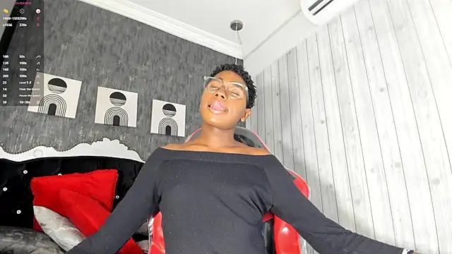 Snapshot of teylor_lovee chatting on March 25, 2026, 7:57 pm teylor lovee online show from March 25, 2026, 7:57 pm