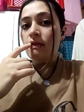 Fog hot online show from December 18, 2025, 1:33 am