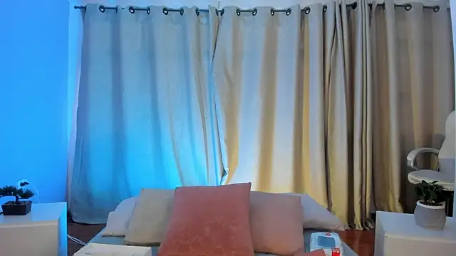 Snapshot of Amy_Parkker chatting on April 8, 2026, 12:50 pm Amy Parkker online show from April 8, 2026, 12:50 pm