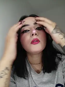 Snapshot of tiffanybrowm chatting on March 25, 2026, 4:56 am tiffanybrowm online show from March 25, 2026, 4:56 am