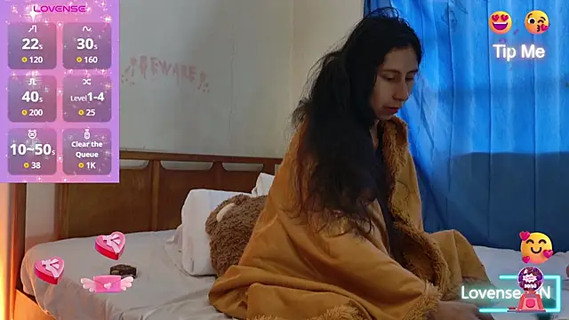 Snapshot of MoonLipsON- chatting on February 20, 2026, 3:14 pm MoonLipsON- online show from February 20, 2026, 3:14 pm