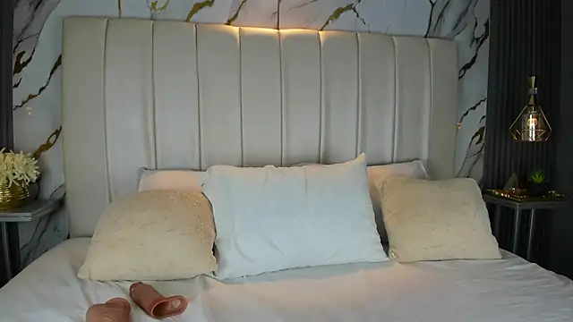 Snapshot of MarelynSummer chatting on January 7, 2026, 5:18 pm MarelynSummer online show from January 7, 2026, 5:18 pm