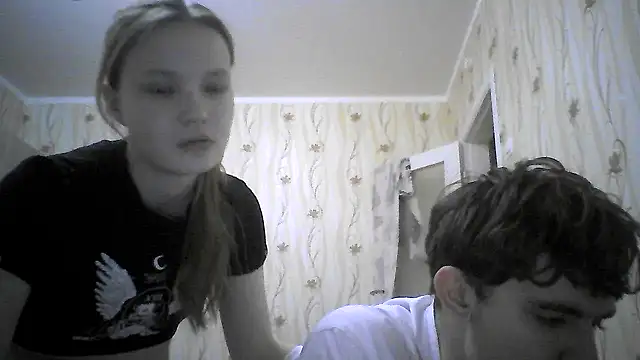 EvgeniyXAnna online show from February 17, 2026, 8:06 pm