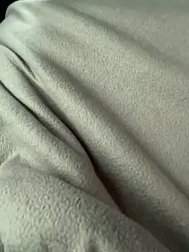 Snapshot of Davvidsm chatting on February 17, 2026, 2:58 pm Davvidsm online show from February 17, 2026, 2:58 pm