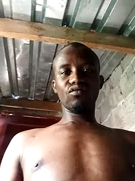 Maintee27 online show from February 3, 2026, 6:22 am