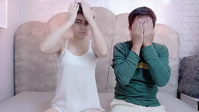 Snapshot of NatyAndAlex chatting on December 19, 2025, 7:27 pm NatyAndAlex online show from December 19, 2025, 7:27 pm