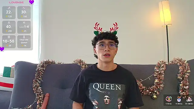 LittleMya  online show from December 19, 2025, 8:00 pm