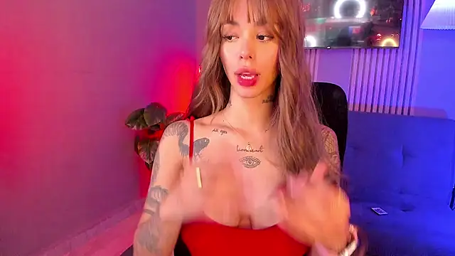 VegaLuxe online show from January 18, 2026, 2:42 pm