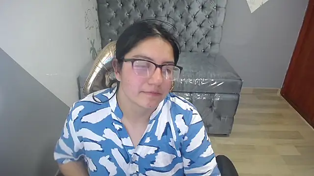 eva smit t online show from February 3, 2026, 2:53 am