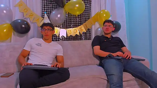 Snapshot of big__friends chatting on March 13, 2026, 2:05 am big friends online show from March 13, 2026, 2:05 am