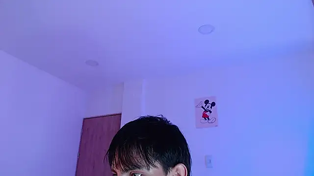 Snapshot of andrew_courtzz chatting on April 26, 2026, 5:10 pm andrew courtzz online show from April 26, 2026, 5:10 pm