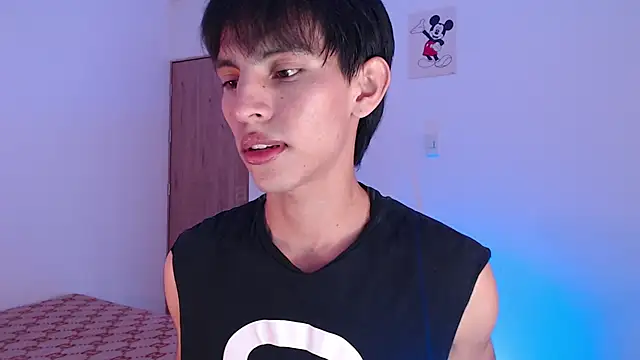 Snapshot of andrew_courtzz chatting on May 11, 2026, 6:38 pm andrew courtzz online show from May 11, 2026, 6:38 pm