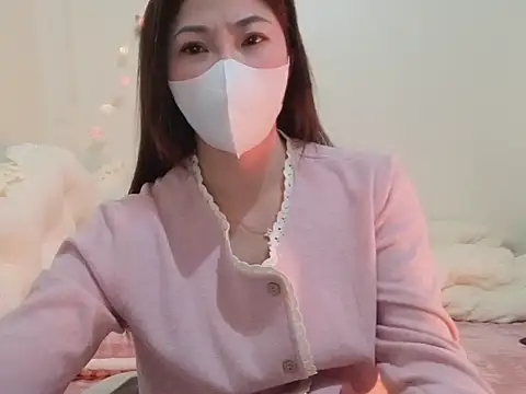 Snapshot of Mimy18 chatting on January 8, 2026, 5:41 pm Mimy18 online show from January 8, 2026, 5:41 pm