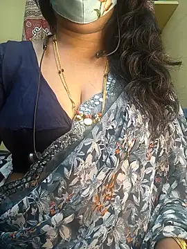 Snapshot of Preeti345 chatting on February 1, 2026, 2:37 pm Preeti345 online show from February 1, 2026, 2:37 pm