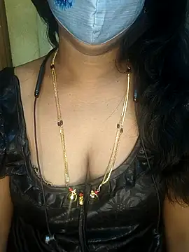 Snapshot of Preeti345 chatting on February 3, 2026, 1:16 am Preeti345 online show from February 3, 2026, 1:16 am