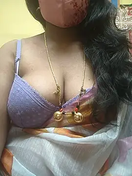 Snapshot of Preeti345 chatting on December 20, 2025, 3:04 pm Preeti345 online show from December 20, 2025, 3:04 pm