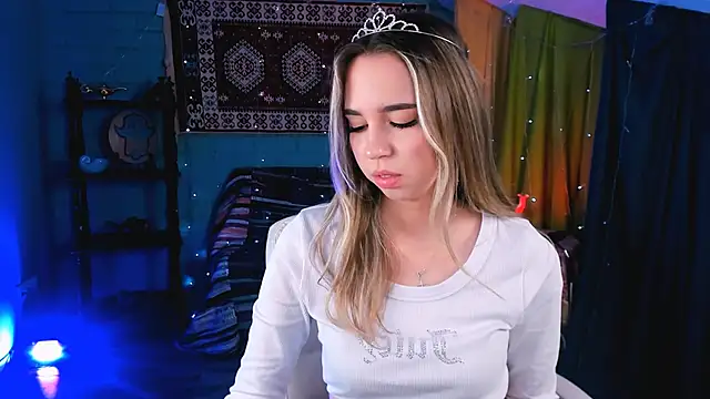 KimPorins online show from April 29, 2026, 2:21 pm
