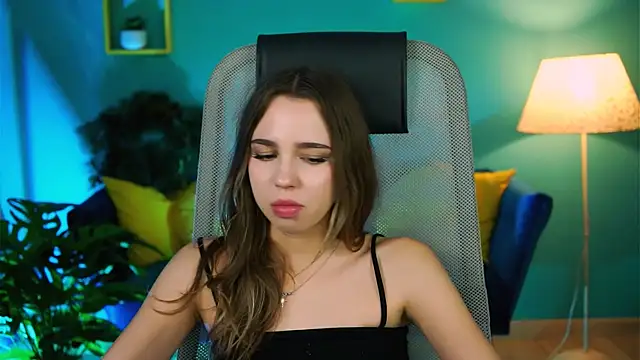 Snapshot of KimPorins chatting on January 10, 2026, 12:44 pm KimPorins online show from January 10, 2026, 12:44 pm