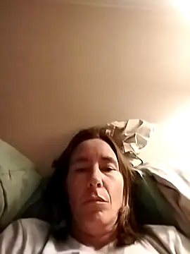 slamher82 online show from January 13, 2026, 4:11 pm