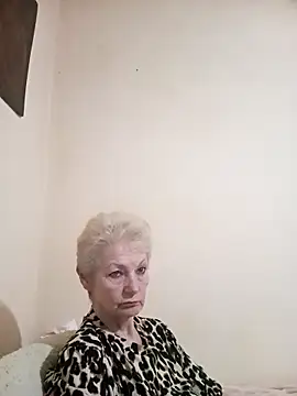 Calypso-Loove online show from May 4, 2026, 5:27 pm