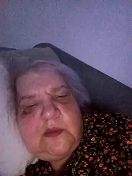 Snapshot of HapinessLovee chatting on April 18, 2026, 7:58 pm HapinessLovee online show from April 18, 2026, 7:58 pm