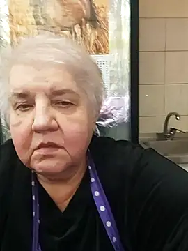 HapinessLovee online show from January 8, 2026, 11:16 am