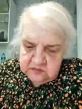 Snapshot of HapinessLovee chatting on April 18, 2026, 7:51 pm HapinessLovee online show from April 18, 2026, 7:51 pm