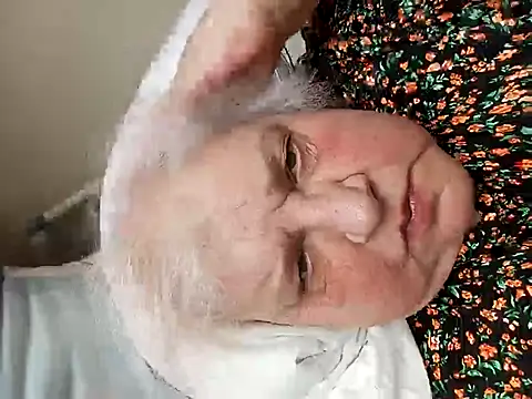 Snapshot of HapinessLovee chatting on March 29, 2026, 7:43 am HapinessLovee online show from March 29, 2026, 7:43 am