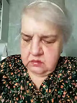 Snapshot of HapinessLovee chatting on April 18, 2026, 12:51 pm HapinessLovee online show from April 18, 2026, 12:51 pm