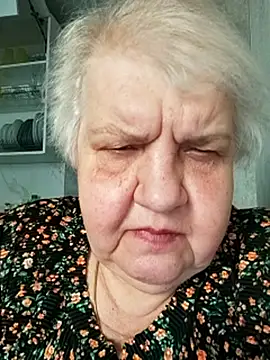 Snapshot of HapinessLovee chatting on May 11, 2026, 4:04 pm HapinessLovee online show from May 11, 2026, 4:04 pm