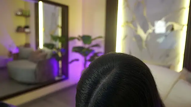 LiaWheeler online show from February 3, 2026, 7:08 pm