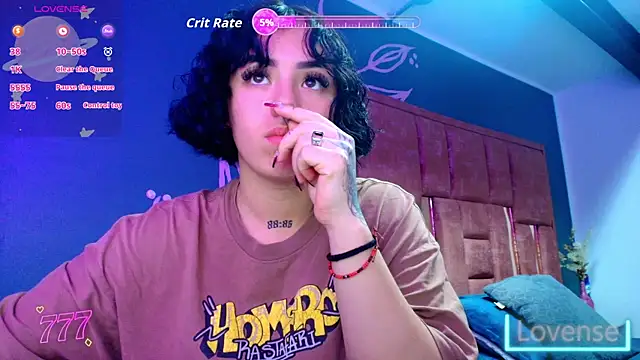 Kiara Fox   online show from May 9, 2026, 9:51 pm