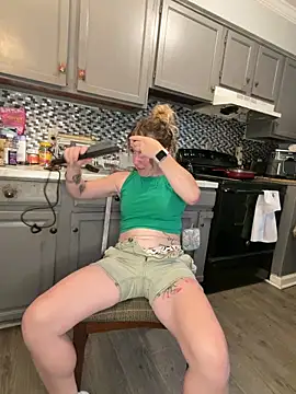 alluringpixie online show from May 9, 2026, 2:53 pm