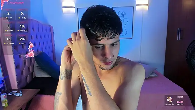 vaalentiino online show from March 25, 2026, 4:23 am