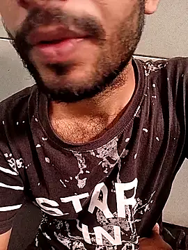 Snapshot of xhanm chatting on February 24, 2026, 7:42 am xhanm online show from February 24, 2026, 7:42 am