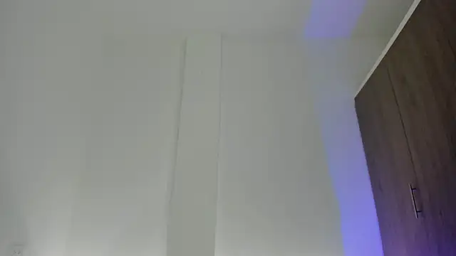 litle slut online show from July 5, 2026, 4:19 am
