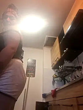 Snapshot of Magenta_Moon chatting on January 5, 2026, 8:34 pm Magenta Moon online show from January 5, 2026, 8:34 pm