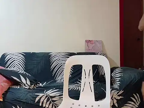 Snapshot of Cinpussie89 chatting on January 6, 2026, 4:11 pm Cinpussie89 online show from January 6, 2026, 4:11 pm