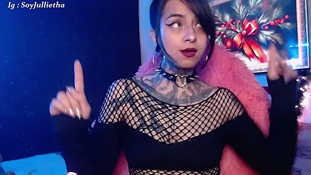 Julls420  online show from December 19, 2025, 6:16 am