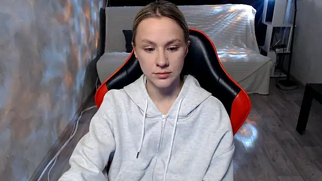 MiaBun1 online show from March 3, 2026, 4:30 am