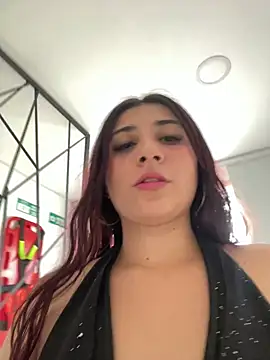 Nahomy Harperr online show from December 21, 2025, 1:02 pm